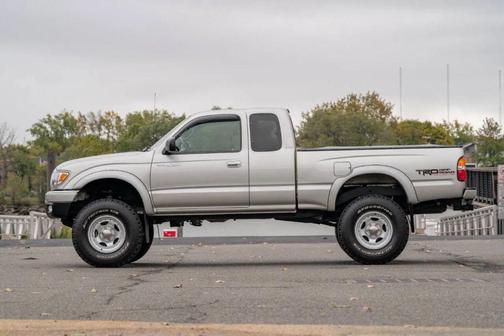 2004 Toyota Tacoma Xtracab