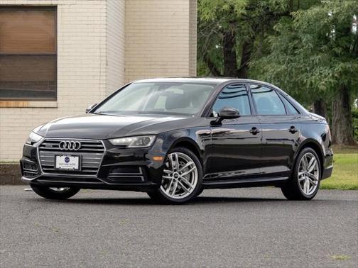 2017 Audi A4 Season of Audi Premium