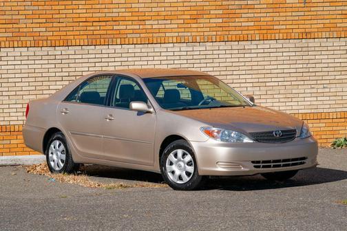 2003 Toyota Camry LE