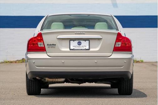 2004 Volvo S80 2.5T