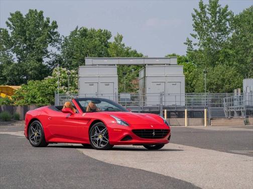 2016 Ferrari California T