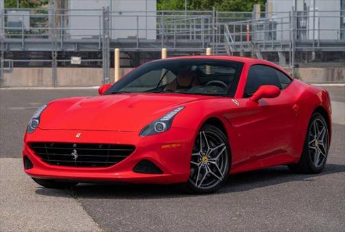 2016 Ferrari California T