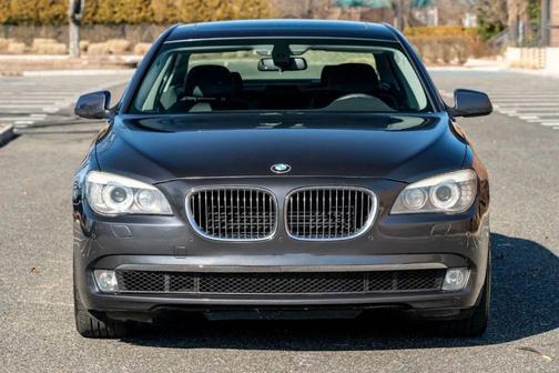 2011 BMW 750 Li xDrive