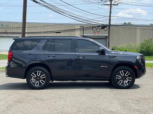 2023 GMC Yukon 4WD AT4