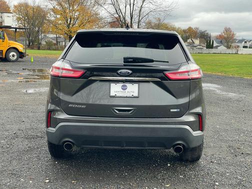2019 Ford Edge SE