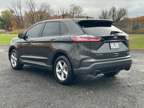 2019 Ford Edge SE