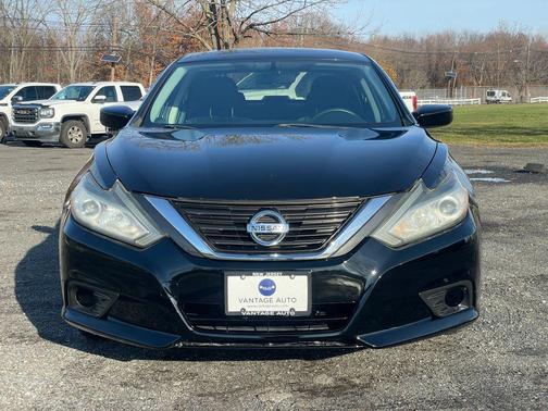 2016 Nissan Altima 4dr Sedan