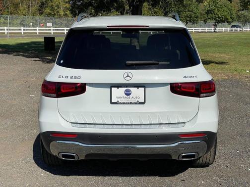 2022 Mercedes-Benz GLB 250 4MATIC