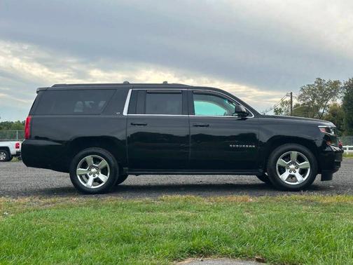 2016 Chevrolet Suburban LT