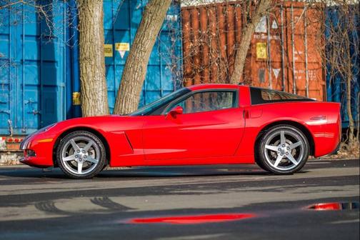 2005 Chevrolet Corvette Base