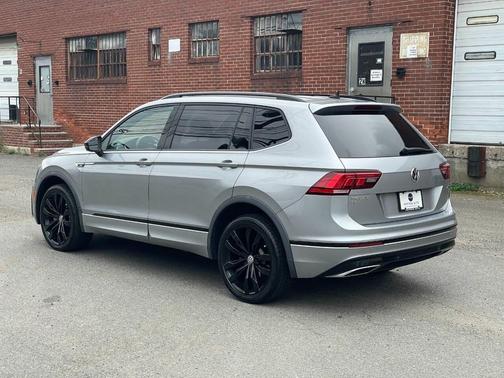 2021 Volkswagen Tiguan 2.0T SE R-Line Black 4MOTION