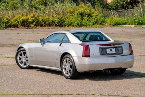 2006 Cadillac XLR Base