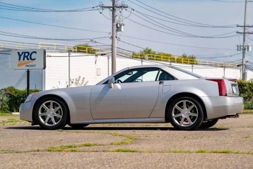 2006 Cadillac XLR Base