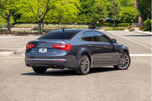 2014 Kia Cadenza Limited