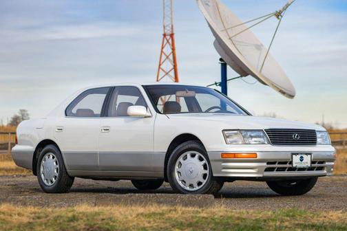 1995 Lexus LS 400 Base