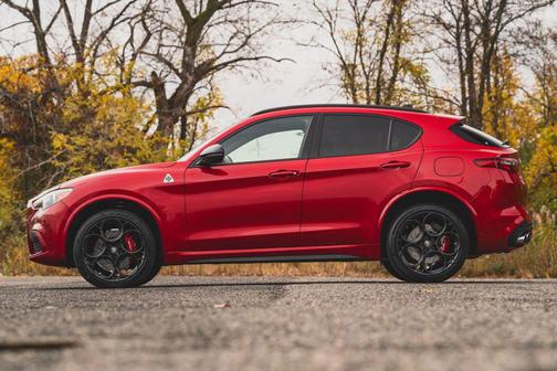 2022 Alfa Romeo Stelvio Ti