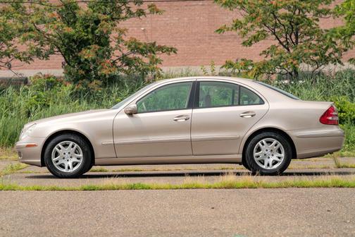 2003 Mercedes-Benz E-Class E 320 Sedan 4D