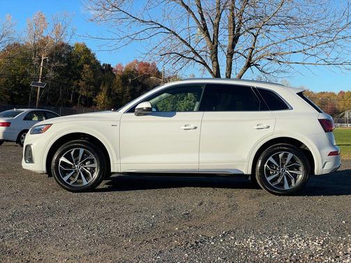 2023 Audi Q5 45 S line Premium Plus