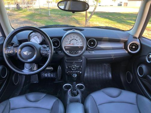 2011 MINI Cooper S Base