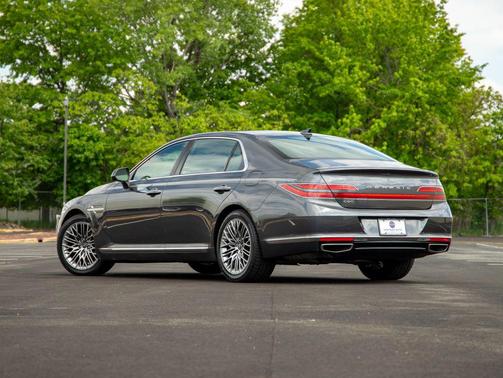 Himalayan Gray 2021 Genesis G90 Premium