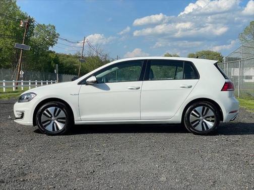 2019 Volkswagen e-Golf SE