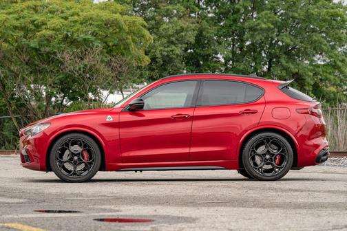 2022 Alfa Romeo Stelvio Ti