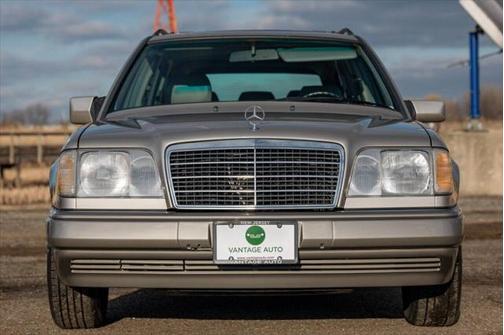 1995 Mercedes-Benz E-Class E 320 4dr Wagon