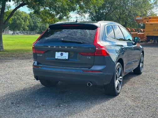 2020 Volvo XC60 T6 Momentum