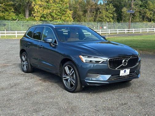 2020 Volvo XC60 T6 Momentum