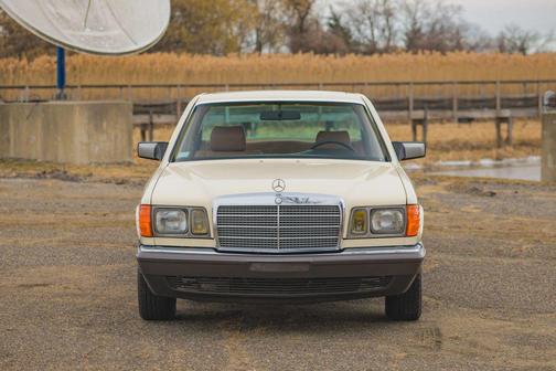 1984 Mercedes-Benz S-Class 300SD