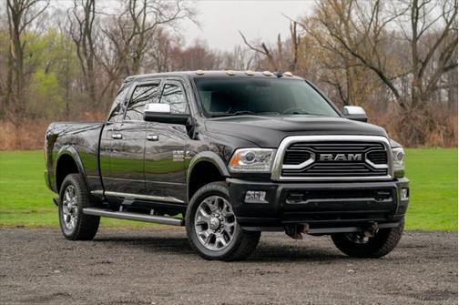 2018 RAM 3500 Limited Mega Cab 4x4 6'4' Box