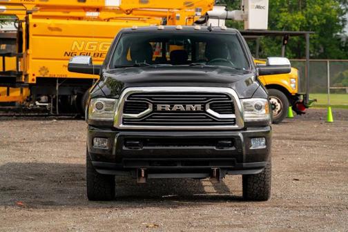 2018 RAM 3500 Limited Mega Cab 4x4 6'4' Box