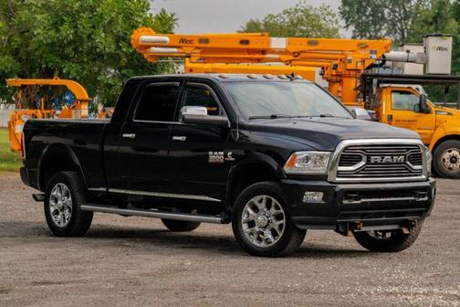 2018 RAM 3500 Limited Mega Cab 4x4 6'4' Box