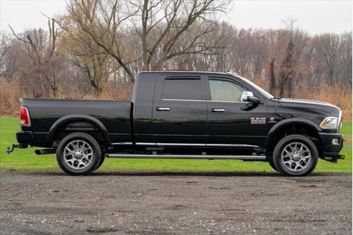 2018 RAM 3500 Limited Mega Cab 4x4 6'4' Box