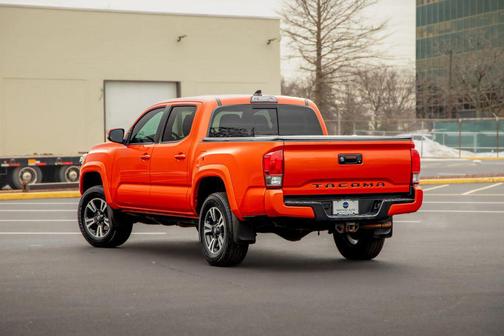 2017 Toyota Tacoma SR5