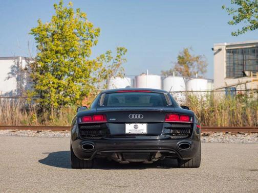 2012 Audi R8 5.2 quattro