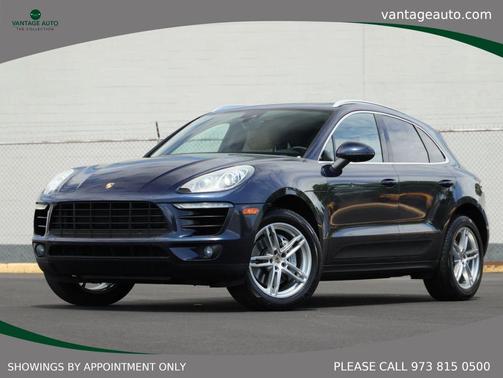 Night Blue Metallic 2017 Porsche Macan Macan Sport Edition