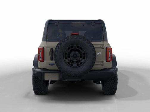 Desert Sand 2026 Ford Bronco Badlands