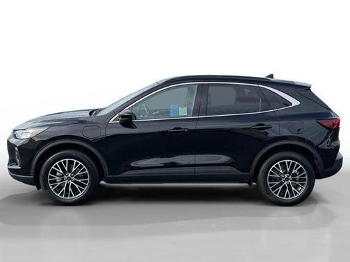 2025 Ford Escape PHEV SE
