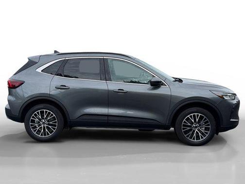 2025 Ford Escape PHEV SE