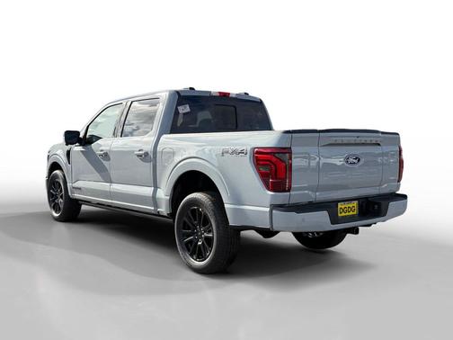 Avalanche 2026 Ford F-150 Platinum