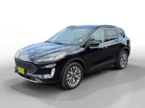 2021 Ford Escape Titanium