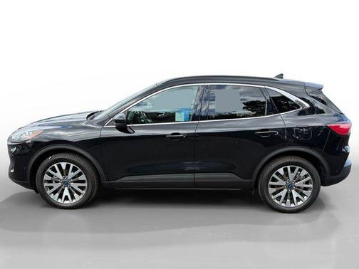 2021 Ford Escape Titanium