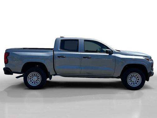 Sterling Gray Metallic 2024 Chevrolet Colorado WT
