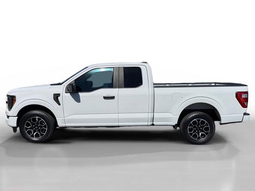 Oxford White 2023 Ford F-150 XL