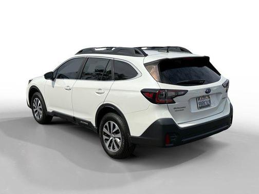 2022 Subaru Outback Base