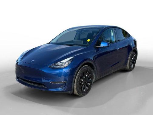 2022 Tesla Model Y Long Range Dual Motor All-Wheel Drive