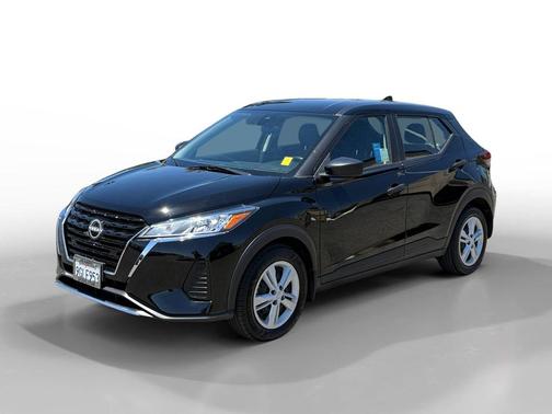 Super Black 2023 Nissan Kicks S