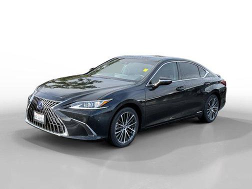 2022 Lexus ES 300h Base