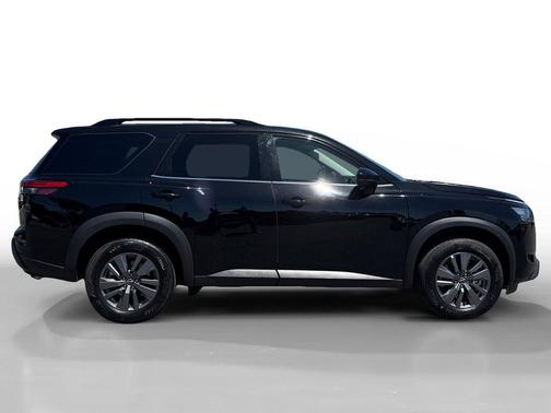 Super Black 2025 Nissan Pathfinder SV FWD